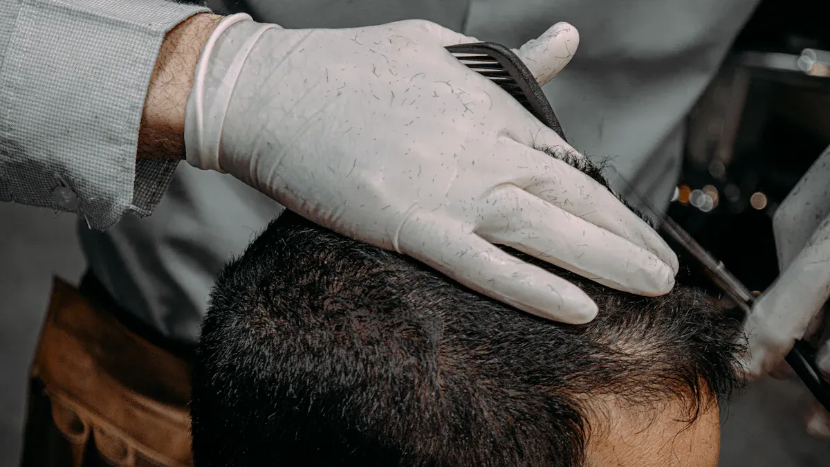 Saphirklingen vs. Stahlklingen f&uuml;r FUE-Haartransplantationen, was am besten ist